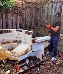 Best Estate Cleanout  in Thorp, WI